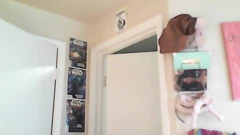 Snapshot of braindeadbetty chatting on July 17, 2:24 pm i am a naughty jedi knight online show from July 17, 2:24 pm