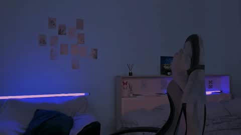 Lilly online show from November 15, 6:55 am