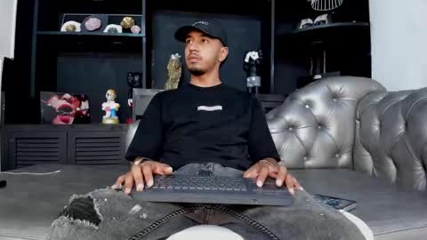 Brand  online show from January 7, 7:49 pm