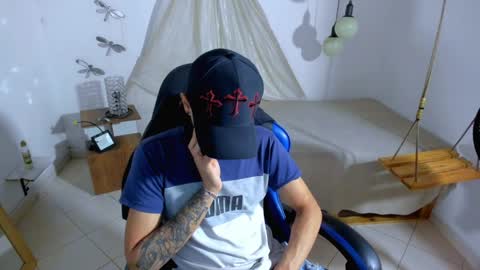 B R A N D online show from May 3, 6:52 am