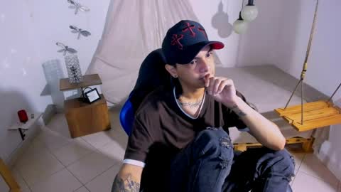 B R A N D online show from May 19, 1:56 am