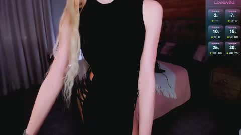 Emilia online show from April 18, 8:40 am