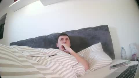 brandinator__cb online show from March 23, 8:18 am