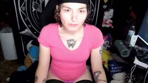 BrandiWRLD999 online show from December 3, 6:49 pm