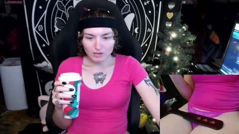 BrandiWRLD999 online show from December 25, 7:02 pm