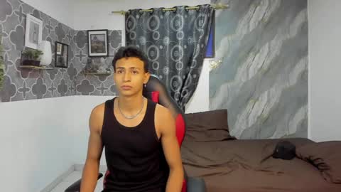 Snapshot of brandom_brook chatting on June 8, 4:13 am brandom_brook online show from June 8, 4:13 am