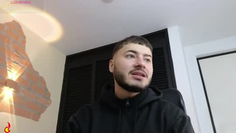 Snapshot of brandon__01 chatting on June 12, 8:08 pm brandon__01 online show from June 12, 8:08 pm
