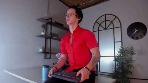 brandon_starkk online show from March 18, 11:46 am