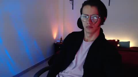 brandon_starkk online show from May 9, 12:21 pm