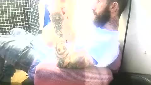 Snapshot of brandonchampagne7 chatting on December 14, 2:39 am brandonchampagne7 online show from December 14, 2:39 am