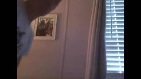 Bishyguy39 online show from April 5, 10:18 pm