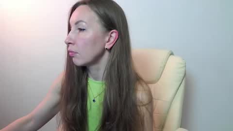 Brandy Gem online show from April 26, 7:06 am