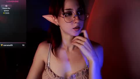 Snapshot of brandy_queen chatting on November 22, 2:10 am Aurorabut ur dad just calls me Rory online show from November 22, 2:10 am