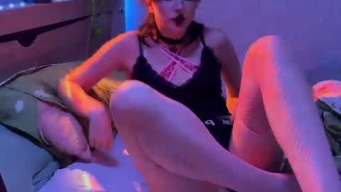 Aurorabut ur dad just calls me Rory online show from July 5, 12:50 am