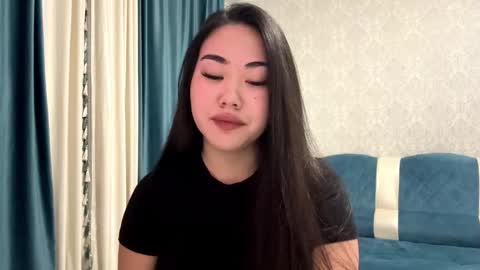 Aypril   online show from October 19, 3:01 pm