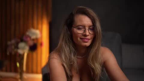 Alex online show from October 7, 4:31 am