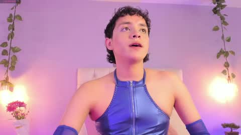   online show from February 19, 3:27 pm