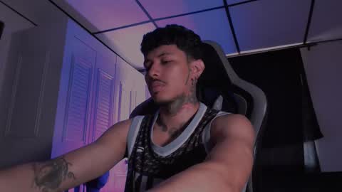 brasi_ online show from October 15, 6:19 pm