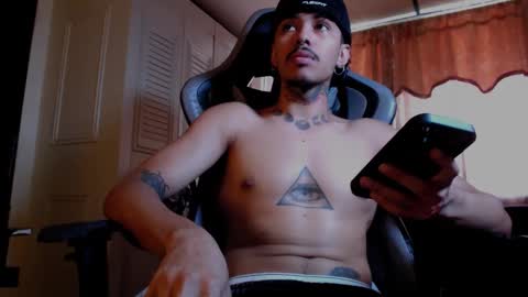 brasi_ online show from March 13, 7:09 pm