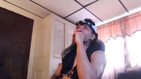 brasi_ online show from March 26, 6:02 pm