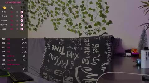 Johny Bravo online show from December 16, 1:05 pm