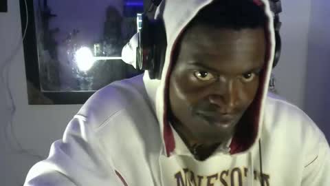 Snapshot of brayan1111x chatting on November 10, 1:26 am brayan1111x online show from November 10, 1:26 am