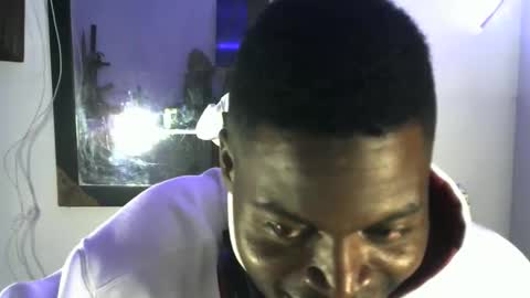 Snapshot of brayan1111x chatting on November 11, 4:12 am brayan1111x online show from November 11, 4:12 am