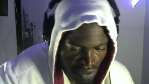 Snapshot of brayan1111x chatting on November 16, 11:49 am brayan1111x online show from November 16, 11:49 am