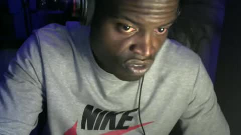 Snapshot of brayan1111x chatting on February 3, 2:53 am brayan1111x online show from February 3, 2:53 am