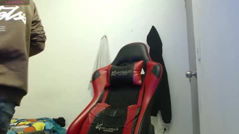 brayan_chevignon online show from October 14, 4:57 am