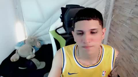 BRAYAN online show from February 4, 3:47 pm