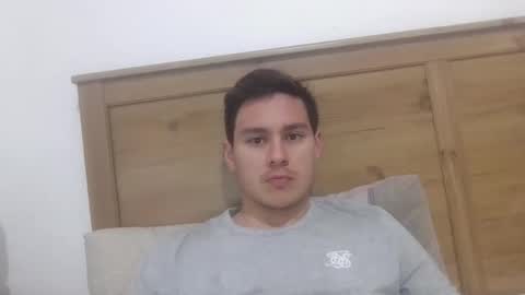 brazilboy2026 online show from April 5, 6:49 pm