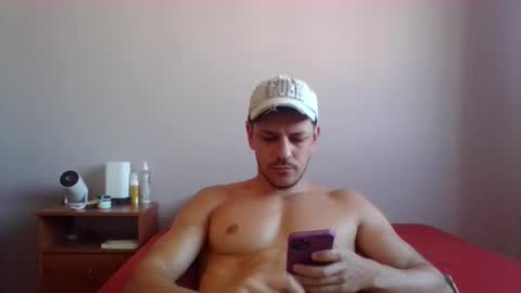 braziliangoodboy online show from February 21, 6:42 pm