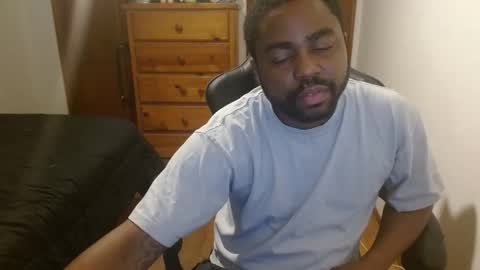 Breadw1nnah online show from November 9, 7:50 am