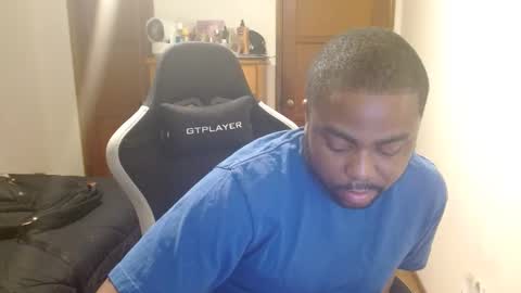 Breadw1nnah online show from December 2, 4:40 am