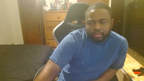 Breadw1nnah online show from February 3, 7:35 am