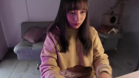 Snapshot of breakfastwithtiff chatting on June 7, 10:02 pm Mar Unboxinbg For My B-DaySunday 21th June online show from June 7, 10:02 pm