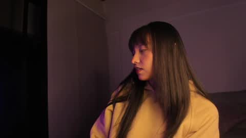 Snapshot of breakfastwithtiff chatting on June 8, 1:28 am Mar Unboxinbg For My B-DaySunday 21th June online show from June 8, 1:28 am