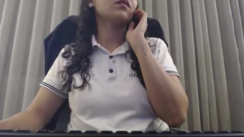 breakfastwithtiffanys online show from October 25, 12:07 am