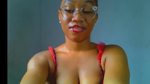 brealove_ online show from December 14, 8:30 am