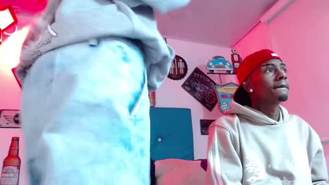 breazer__ online show from November 12, 12:55 am