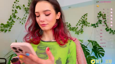 Ashley Dolce and Lou online show from January 20, 3:28 pm