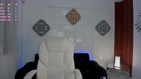 Breex online show from January 10, 11:18 pm