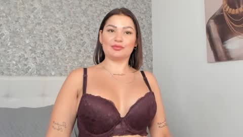 Snapshot of brenda_lamar chatting on December 31, 1:15 am Brenda online show from December 31, 1:15 am