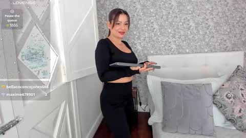 Snapshot of brenda_lamar chatting on February 12, 8:07 pm Brenda online show from February 12, 8:07 pm