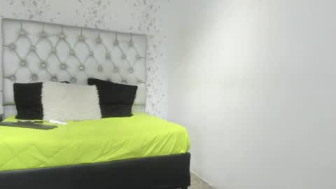 Snapshot of brenda_sofia2 chatting on April 18, 7:07 pm brenda sofia2 online show from April 18, 7:07 pm