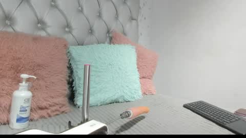 Snapshot of brenda_sofia2 chatting on June 5, 2:23 pm brenda sofia2 online show from June 5, 2:23 pm