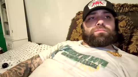 Snapshot of brennenangelle24atgmailcom chatting on February 10, 9:02 am brennenangelle24atgmailcom online show from February 10, 9:02 am