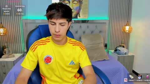 Esteban online show from April 4, 10:29 pm