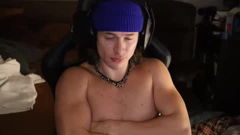 brentonverde online show from December 17, 10:38 pm